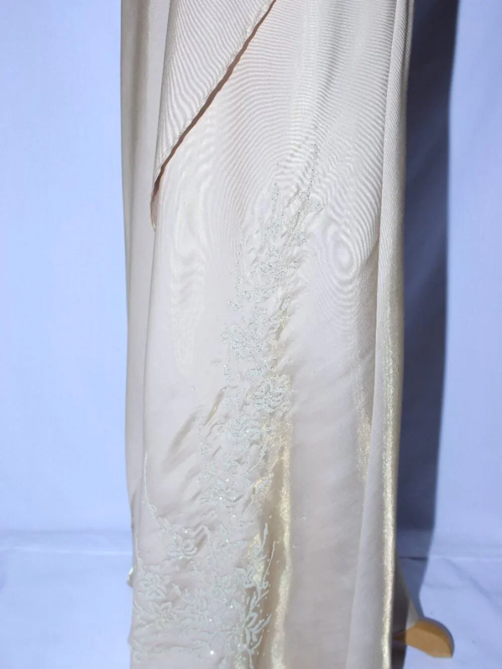 Juliet #1937 Floor Length Formal Evening Gown-Size 2X-GOLD-NWT - Picture 6 of 6